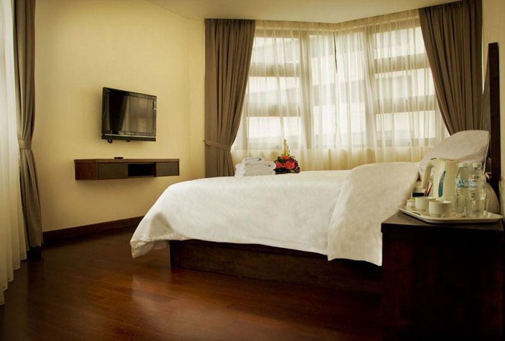 Travelodge Chinatown Куала Лумпур Екстериор снимка