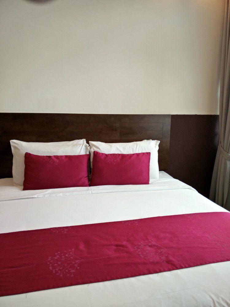 Travelodge Chinatown Куала Лумпур Екстериор снимка