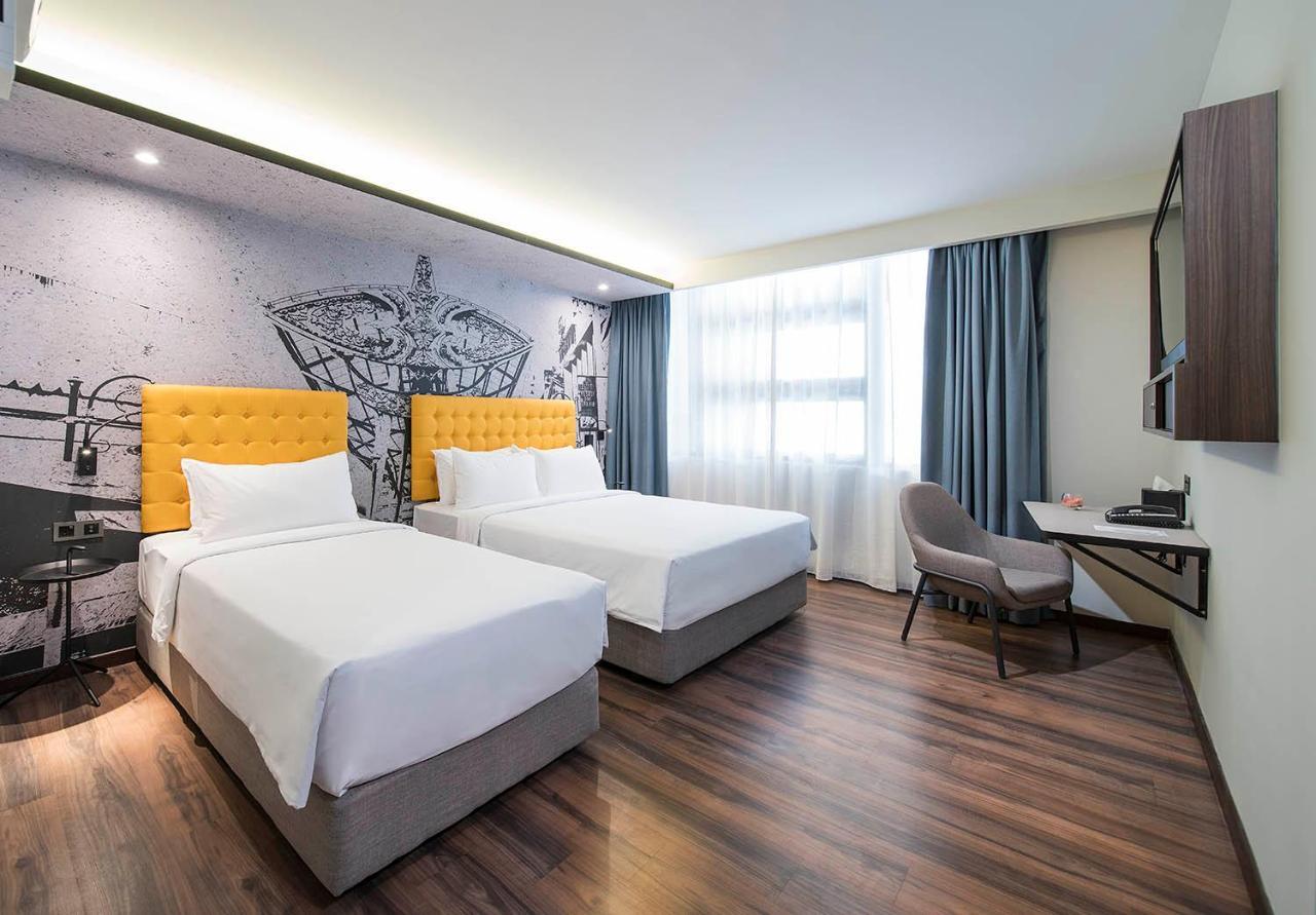 Travelodge Chinatown Куала Лумпур Екстериор снимка